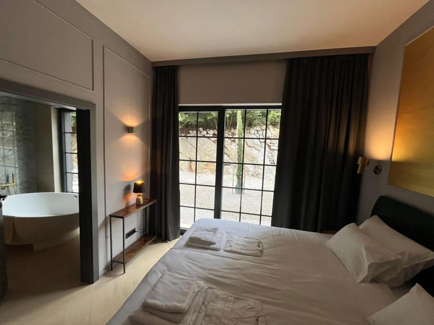 Villa St. Hedonist Poljane 0*,