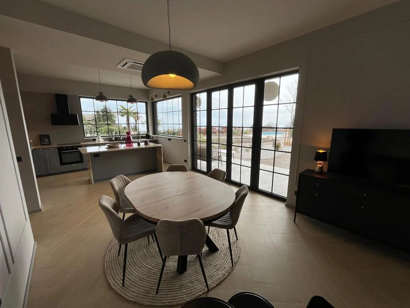 Villa St. Hedonist Poljane 0*,