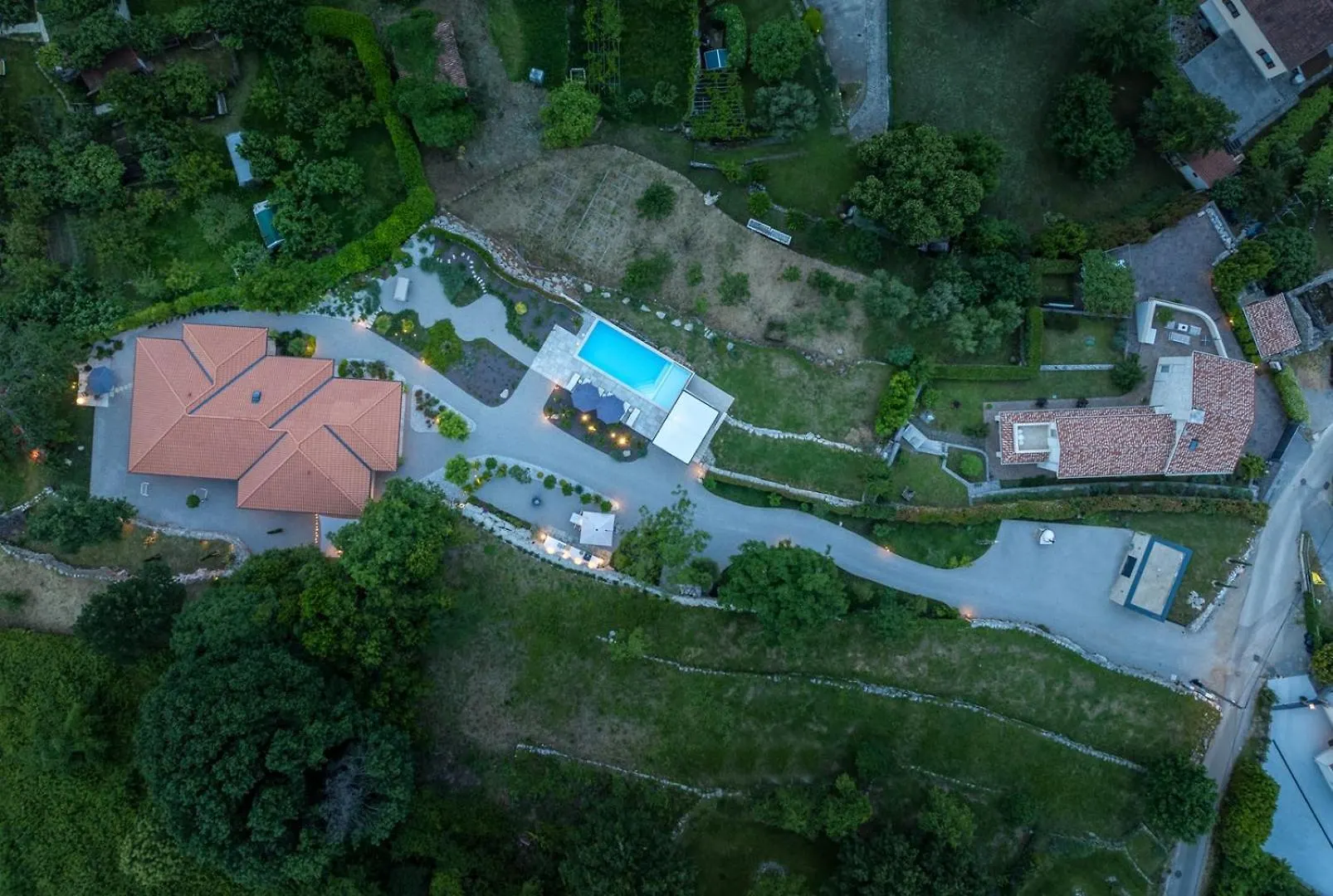 Villa St. Hedonist Poljane