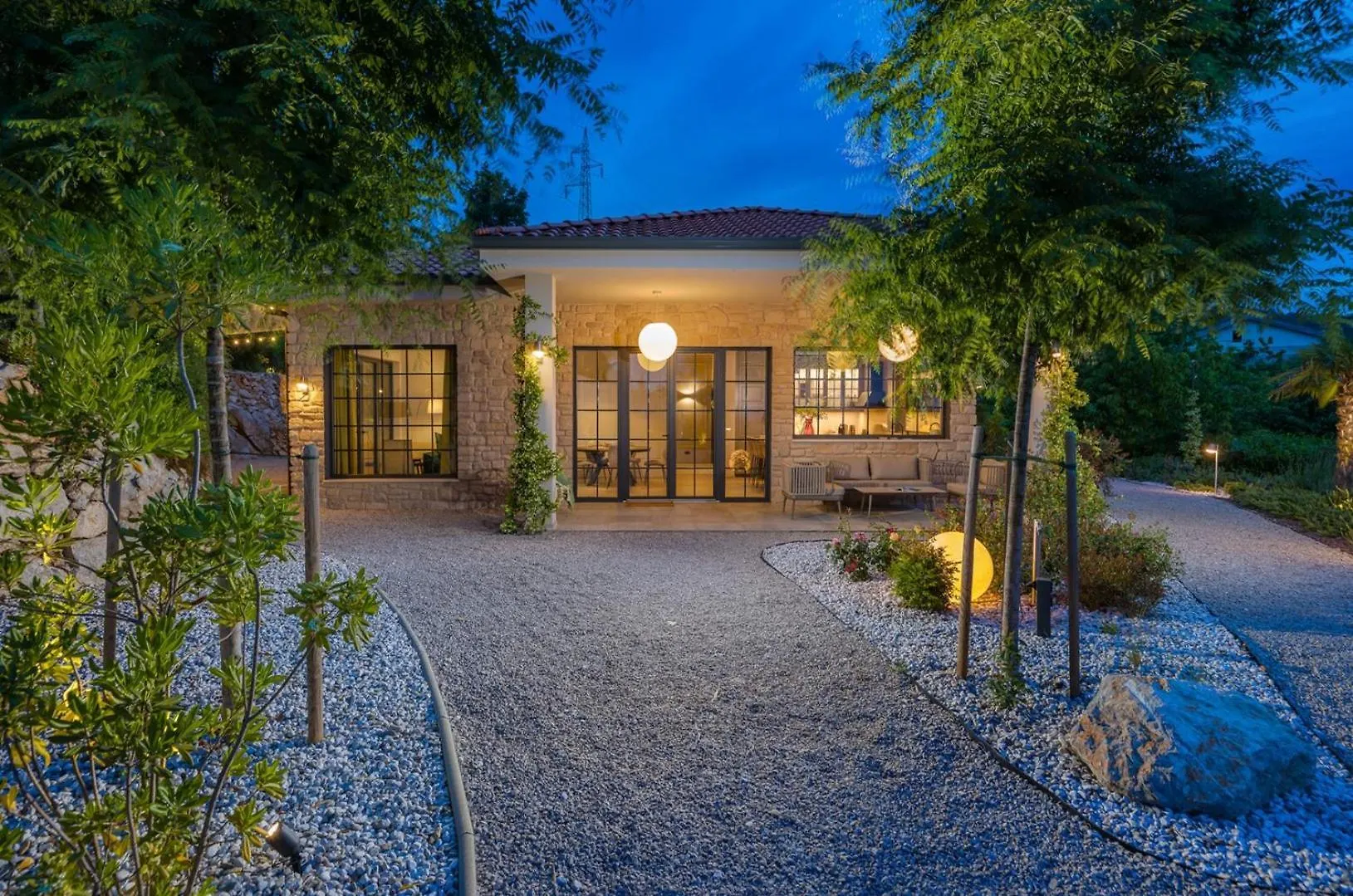 Villa St. Hedonist Poljane