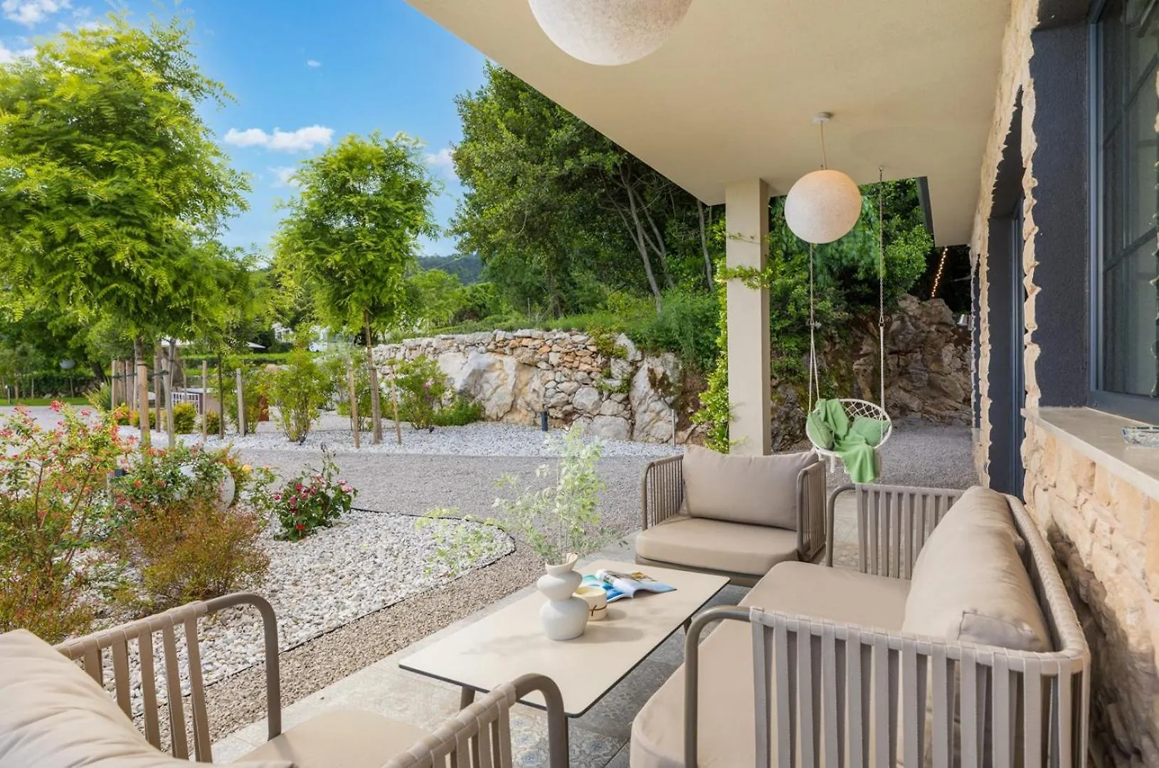 Villa St. Hedonist Poljane